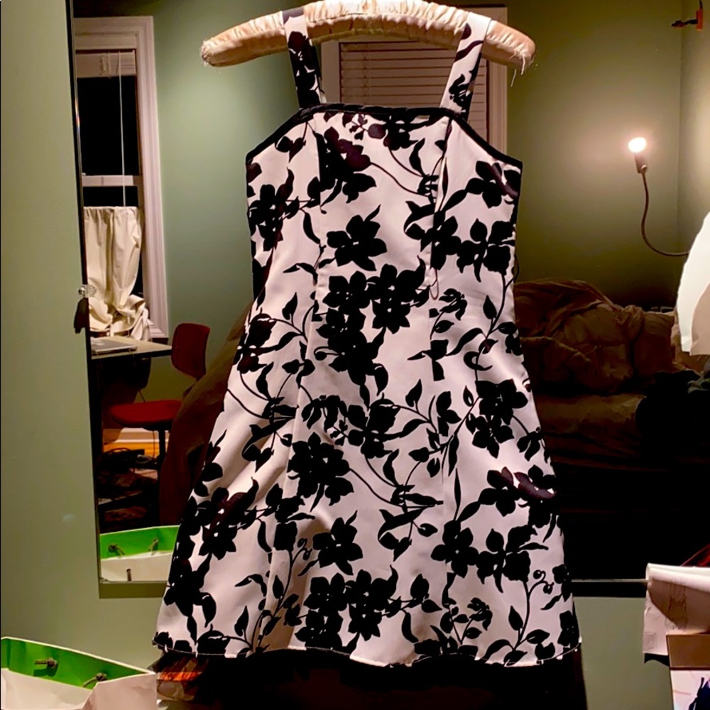 Satin-y black and white lined dress with tulle